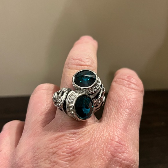 New JTV Ring Silver Tone Crystals Enamel Zebra Bypass - Picture 7 of 9